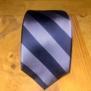 J. Crew New W/Tags Classic Diagonal Stripe Tie in Navy and Mid Blue 3”W X 58.5”L